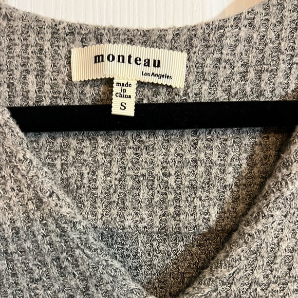 Monteau Los Angeles Knit Dress - Picture 5 of 5